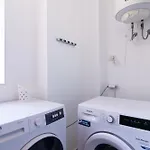 Jade 4 Apartment